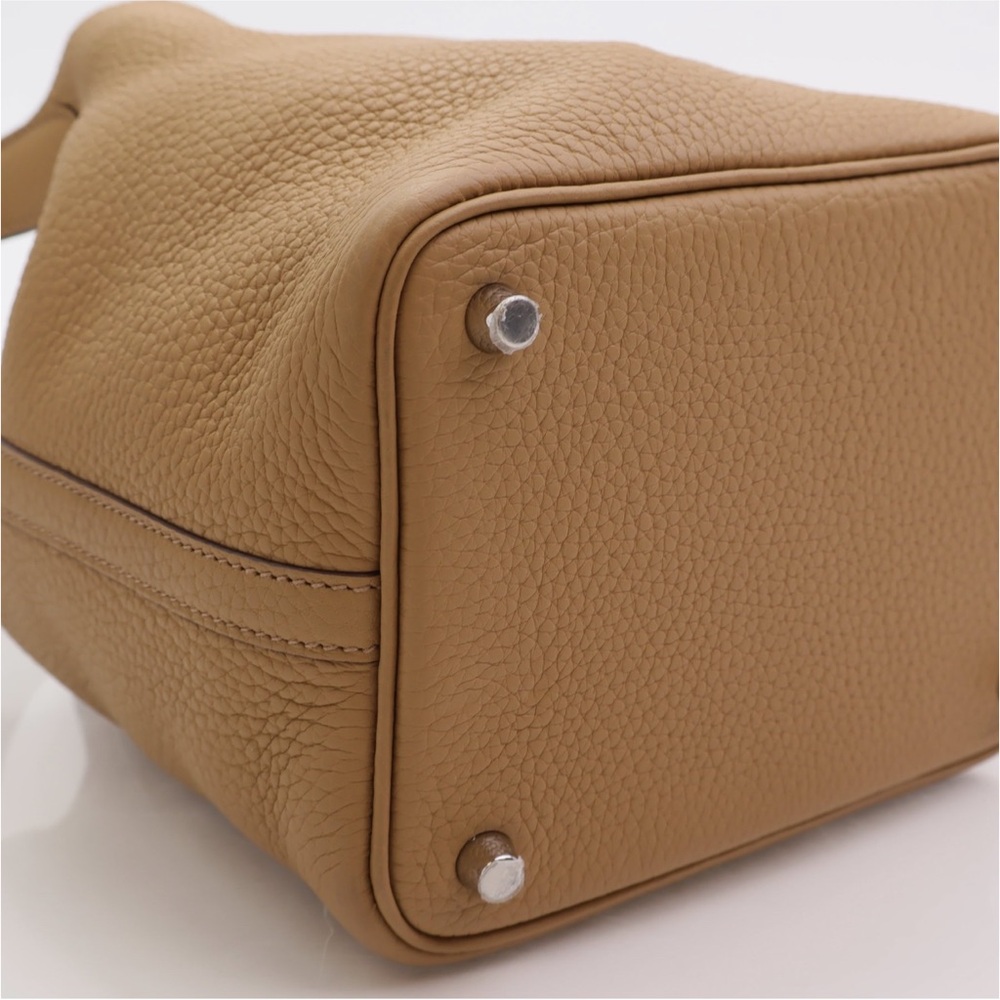 SOLD- Authentic Hermes Picotin 18 Biscuit - Picture 4 of 14